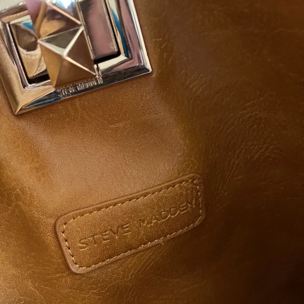 Steve Madden, Leather Crossbody EUC, Gold Spike Accents, Adjustable Strap - Picture 7 of 16